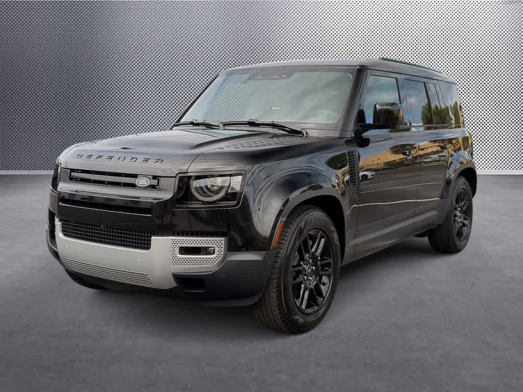2025 Land Rover Defender 110 S photo 4