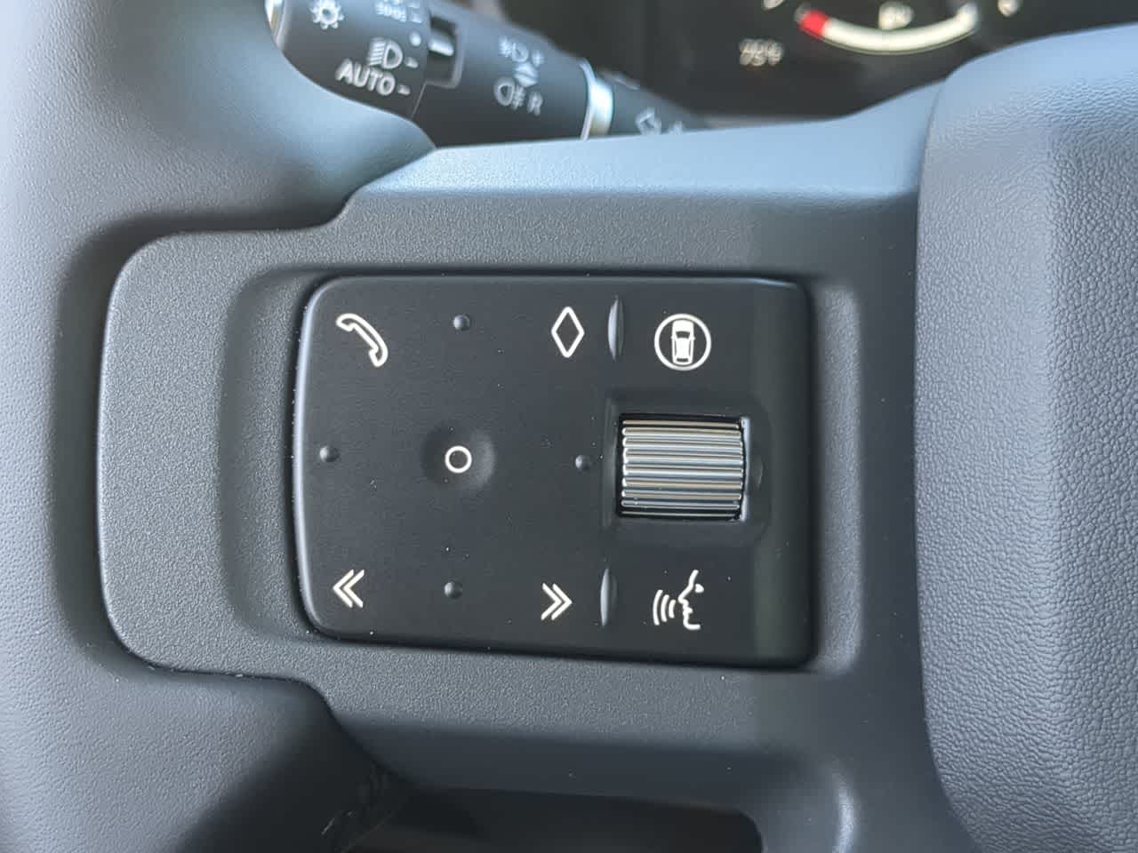 Thumbnail: 2026 Land Rover Defender - 26