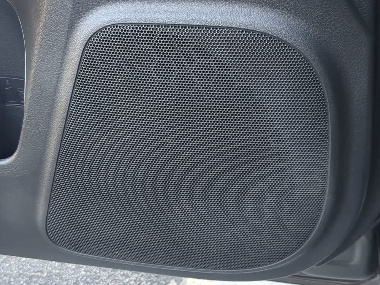 Thumbnail: 2016 Toyota 4Runner - 29