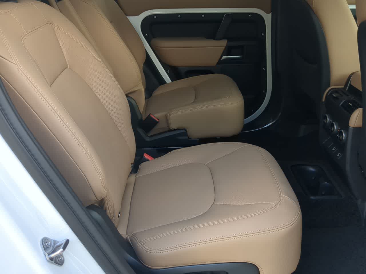 Thumbnail: 2025 Land Rover Defender - 22