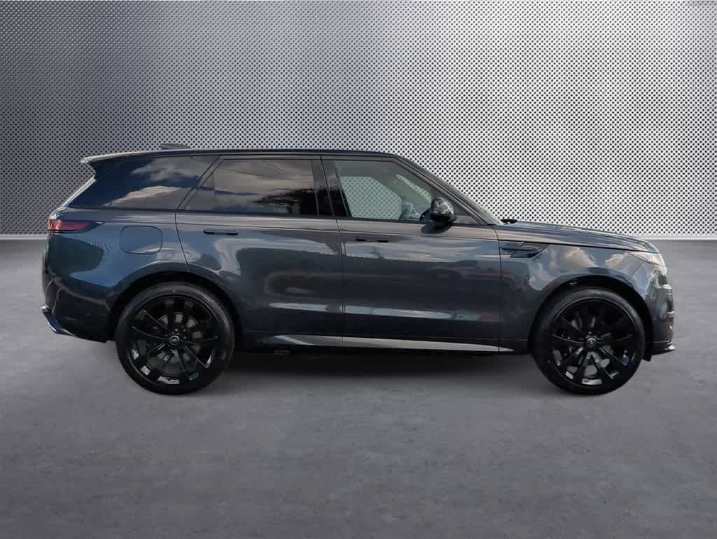 Thumbnail: 2025 Land Rover Range Rover Sport - 9