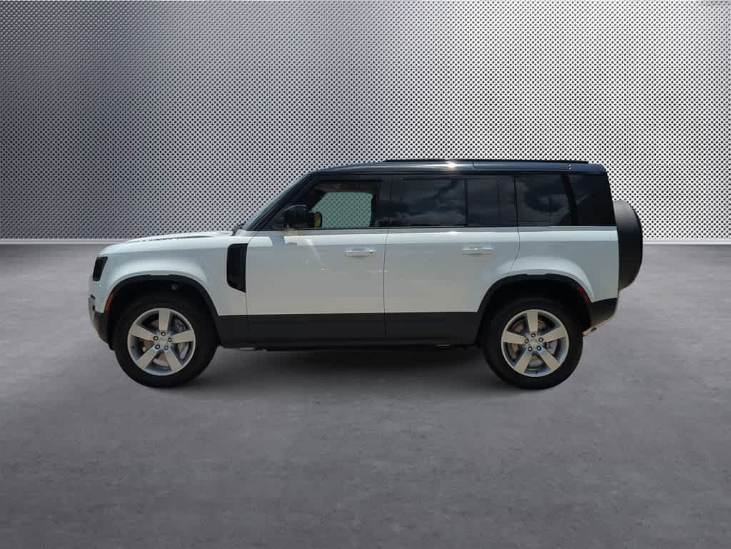 2025 Land Rover Defender 110 5