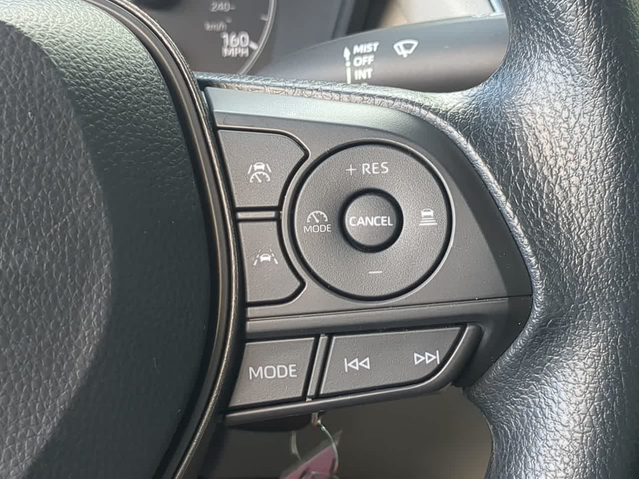 Thumbnail: 2024 Toyota Corolla Cross - 24