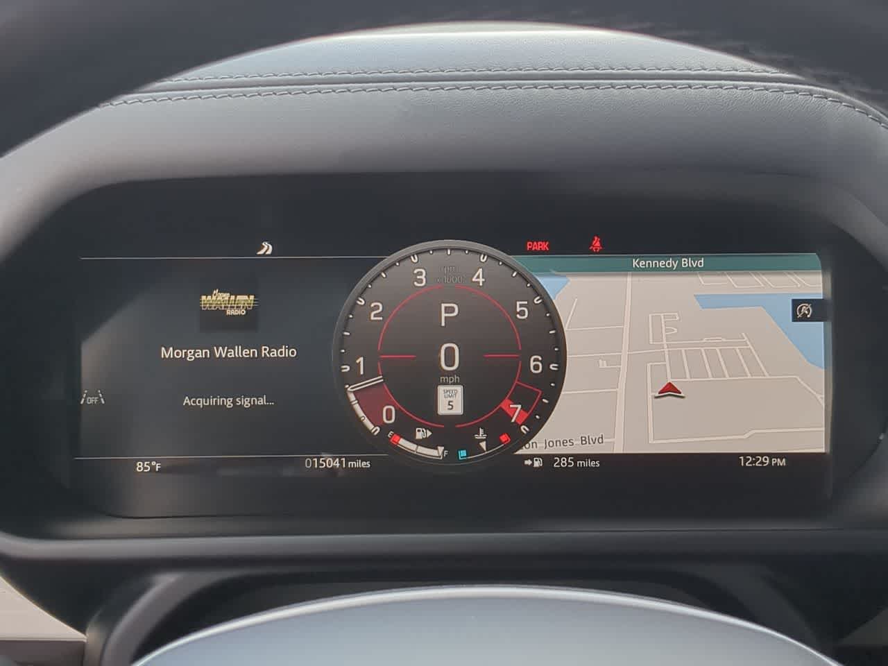 Thumbnail: 2025 Land Rover Defender - 34