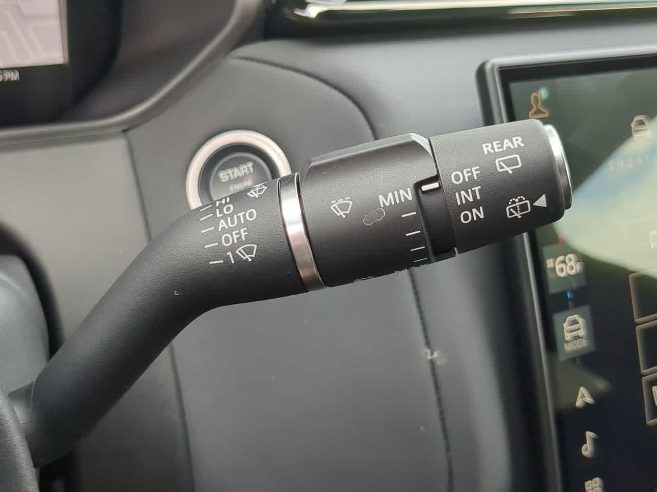 Thumbnail: 2026 Land Rover Range Rover Velar - 27