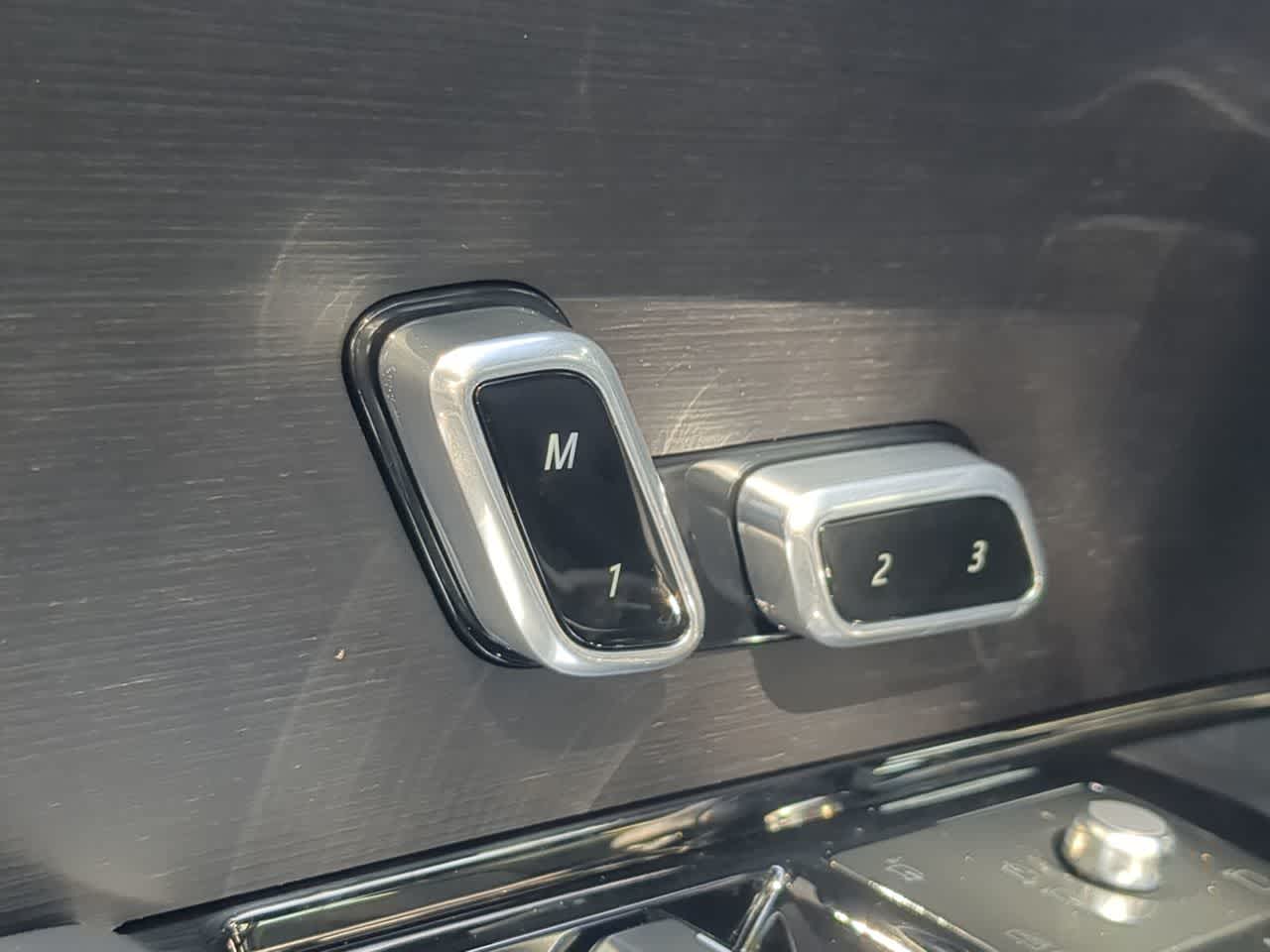 Thumbnail: 2026 Land Rover Range Rover Sport - 18