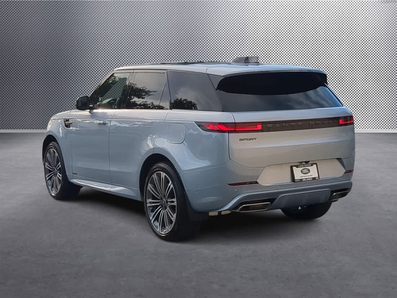 Thumbnail: 2025 Land Rover Range Rover Sport - 6