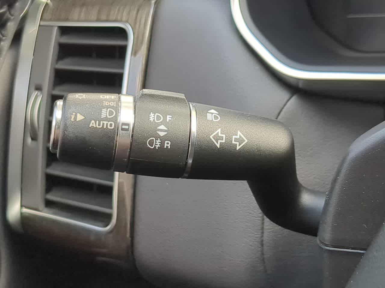 Thumbnail: 2018 Land Rover Range Rover Sport - 28