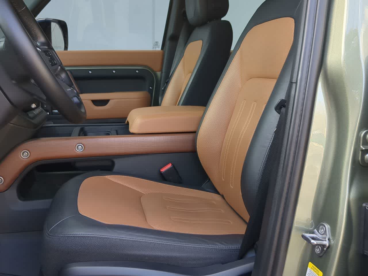 Thumbnail: 2024 Land Rover Defender - 16