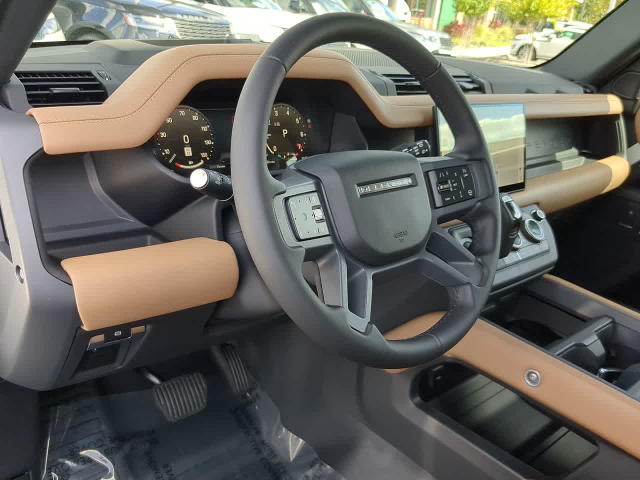 Thumbnail: 2025 Land Rover Defender - 10