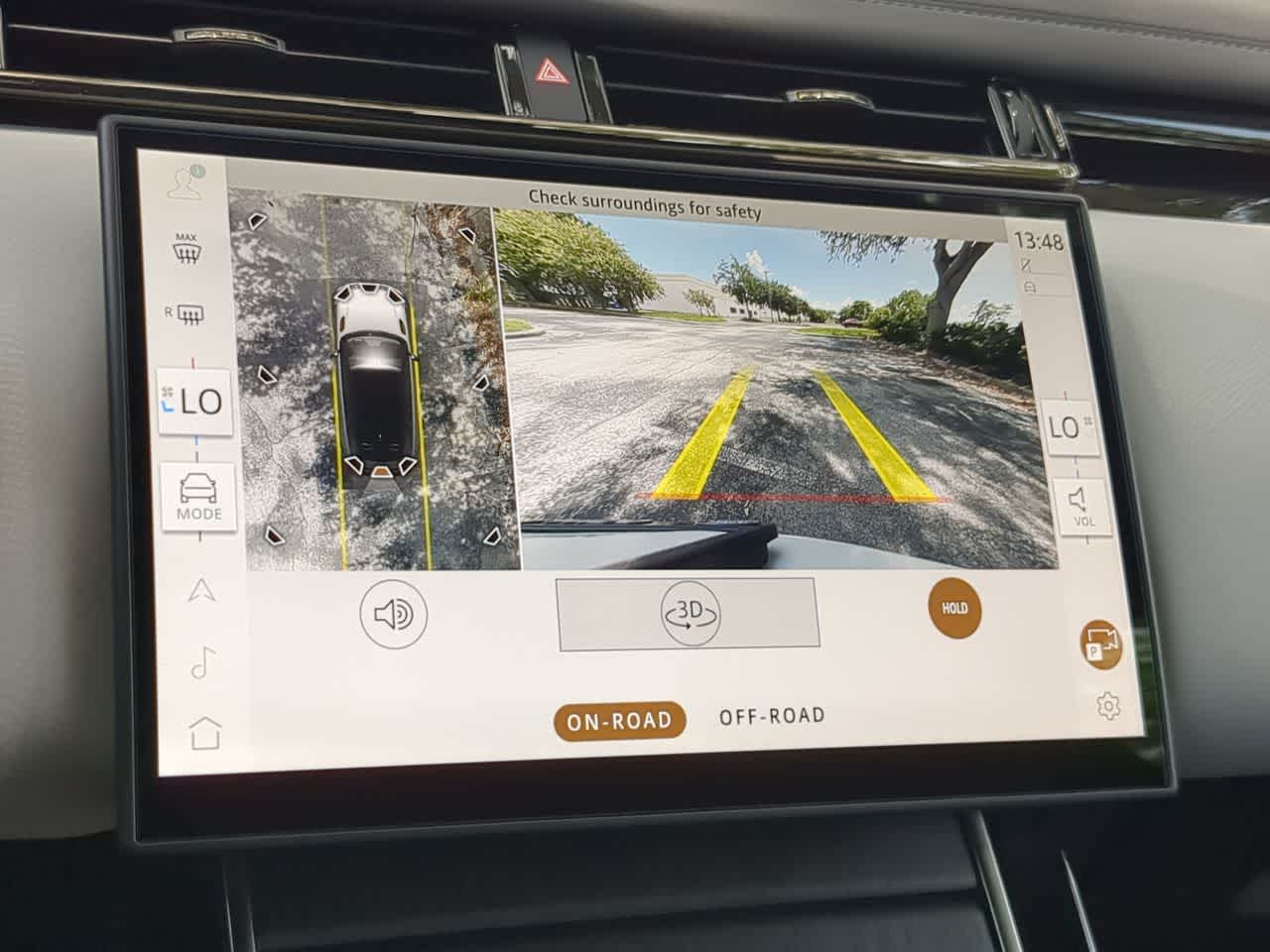 Thumbnail: 2026 Land Rover Range Rover Velar - 31