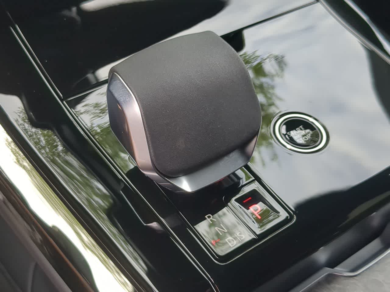 Thumbnail: 2026 Land Rover Range Rover Sport - 35