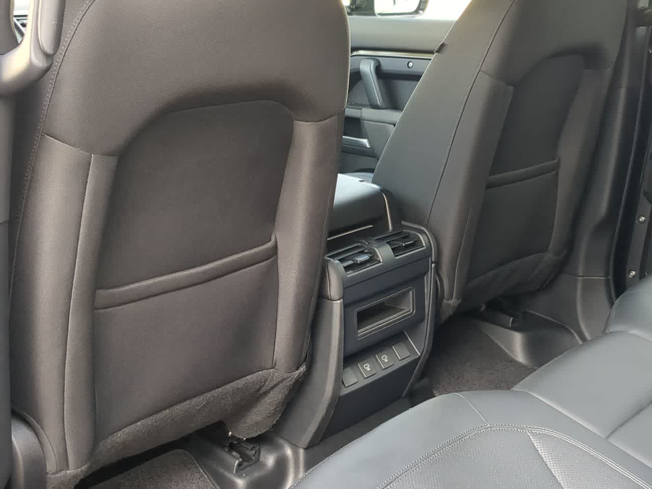 Thumbnail: 2025 Land Rover Defender - 18