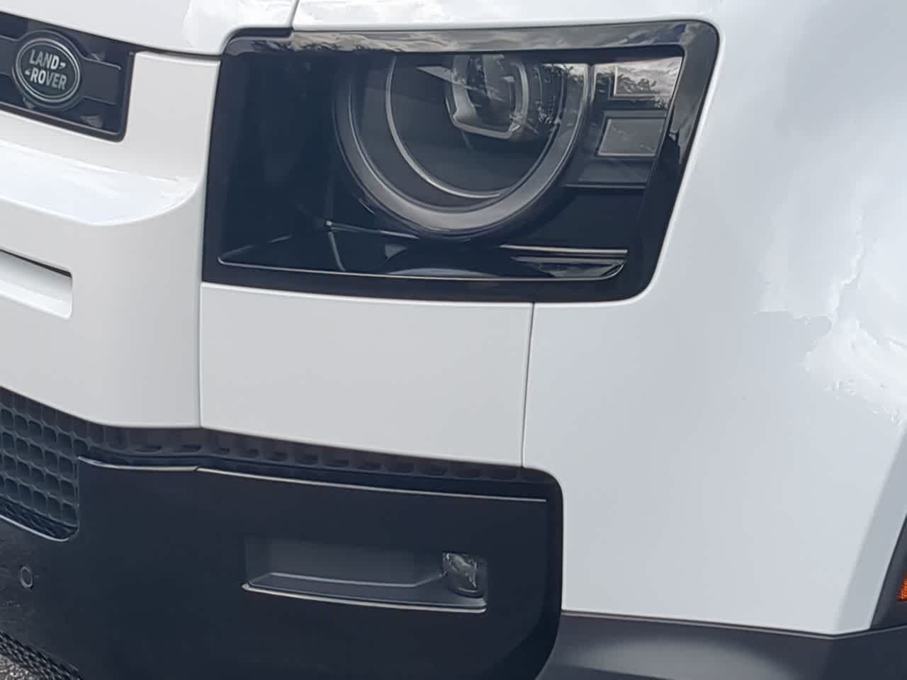 Thumbnail: 2026 Land Rover Defender - 11