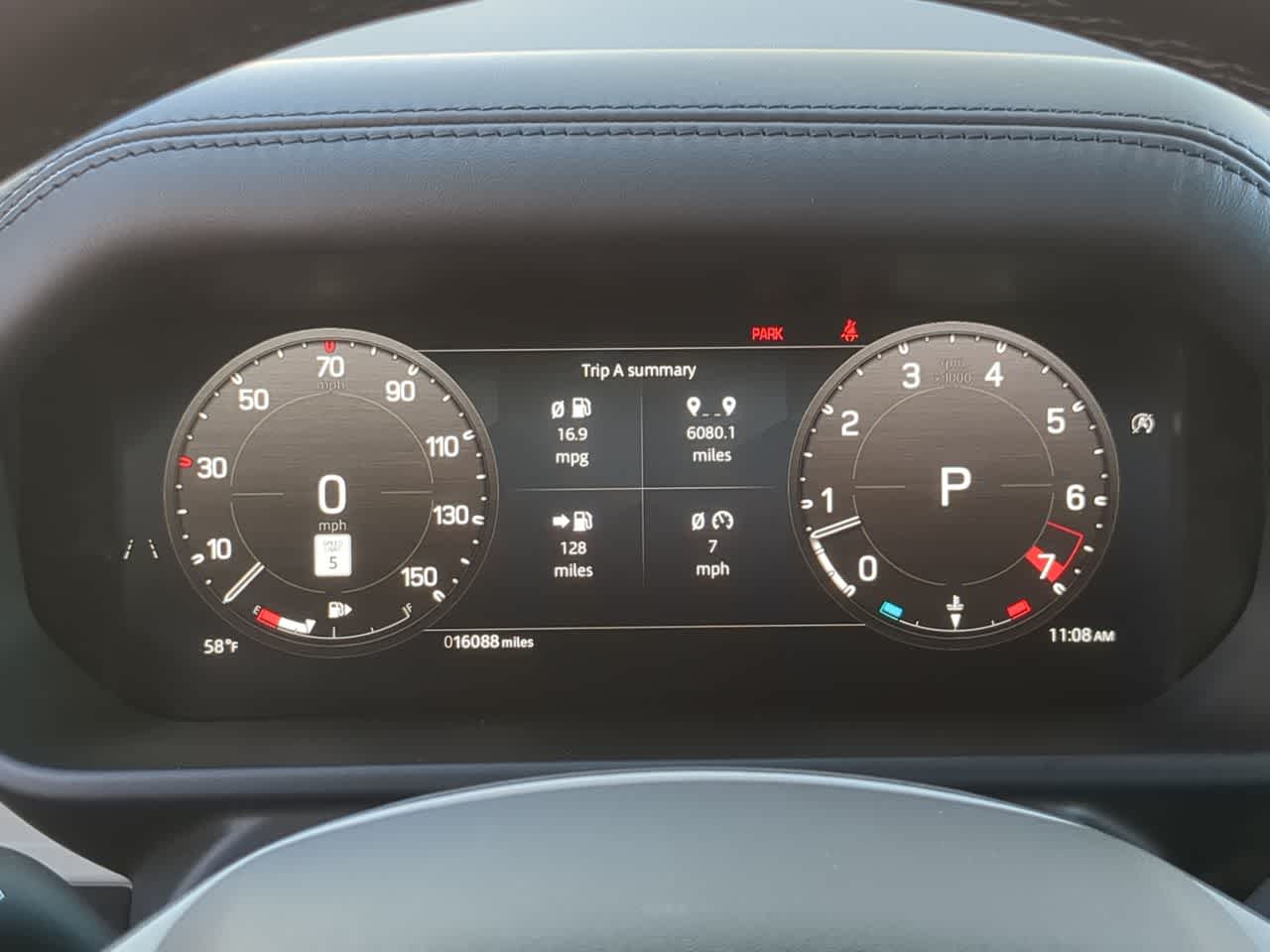 Thumbnail: 2024 Land Rover Defender - 35