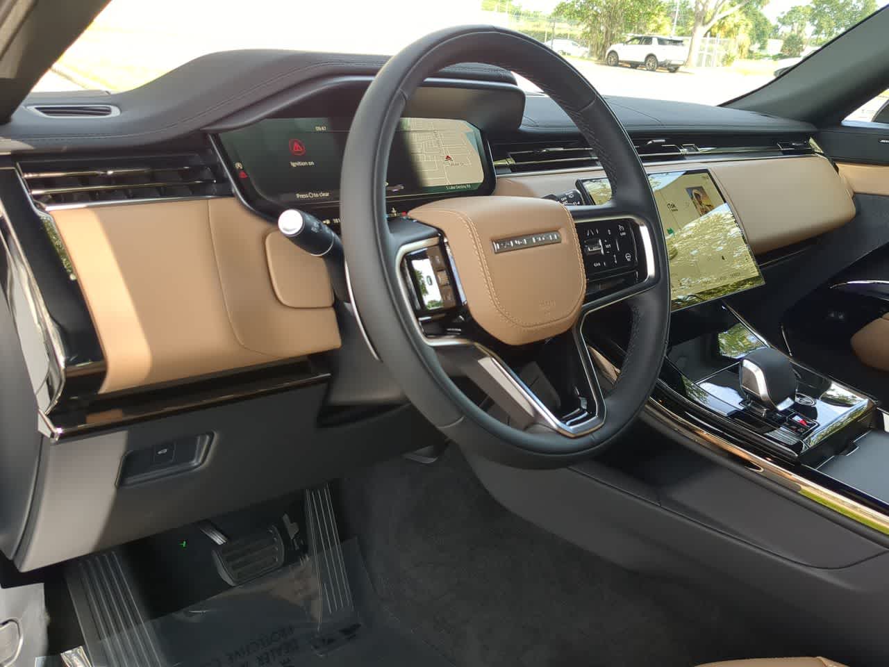 Thumbnail: 2025 Land Rover Range Rover Sport - 10