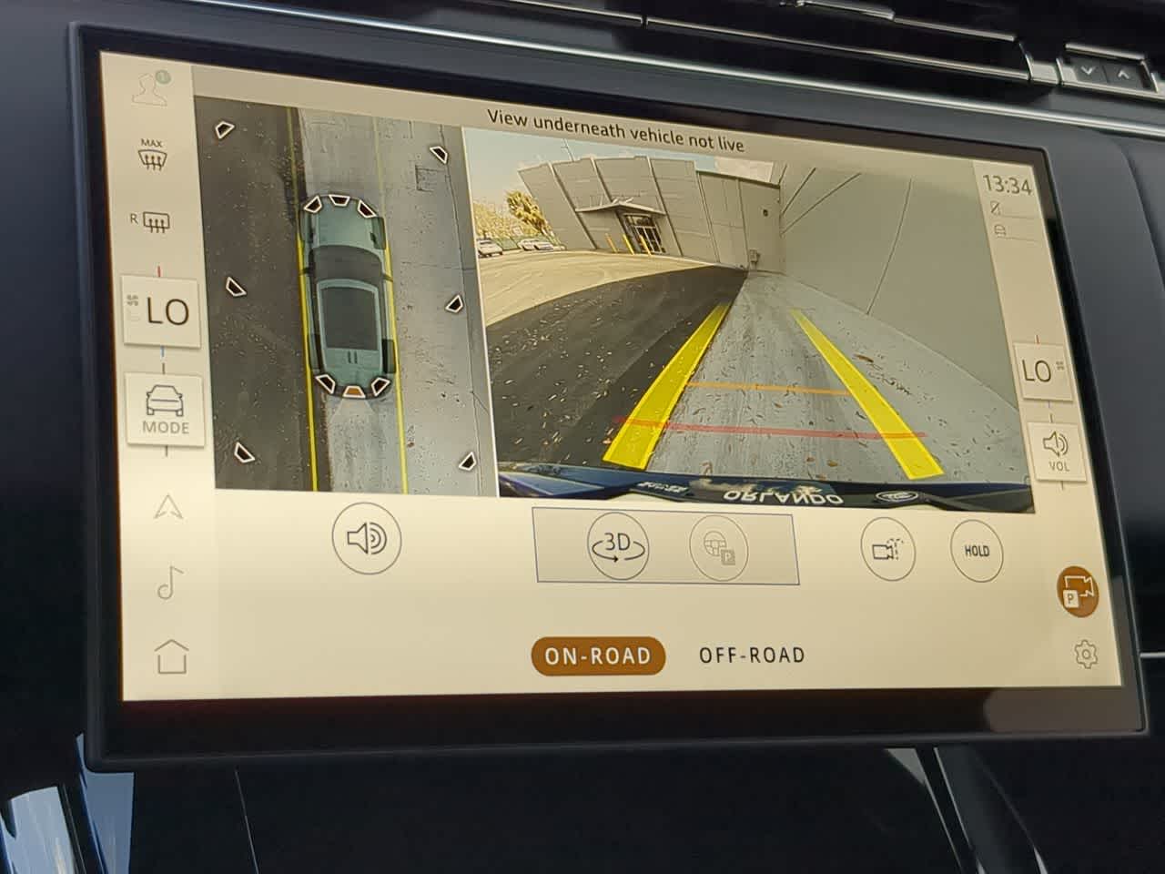 Thumbnail: 2025 Land Rover Range Rover Sport - 32