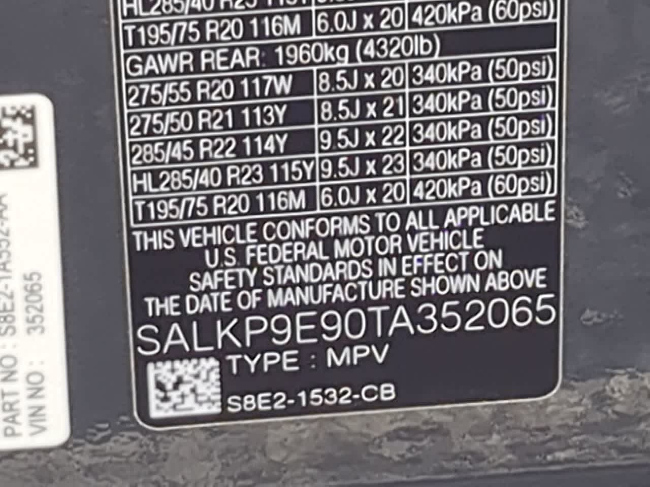 Thumbnail: 2026 Land Rover Range Rover - 37