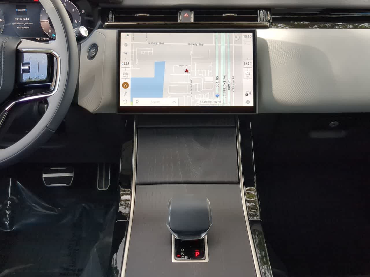 Thumbnail: 2026 Land Rover Range Rover Velar - 29
