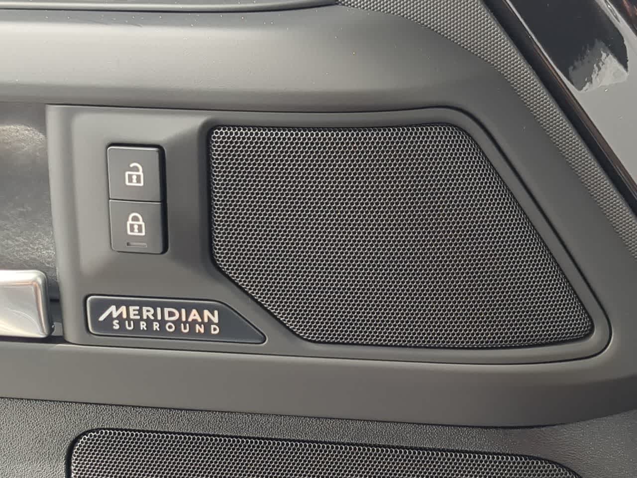 Thumbnail: 2026 Land Rover Defender - 33