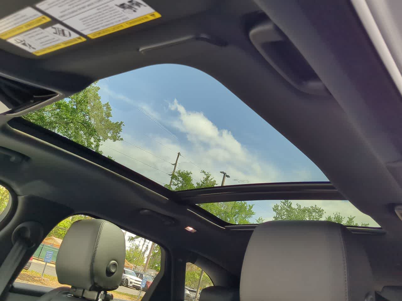 Thumbnail: 2026 Land Rover Range Rover Velar - 20