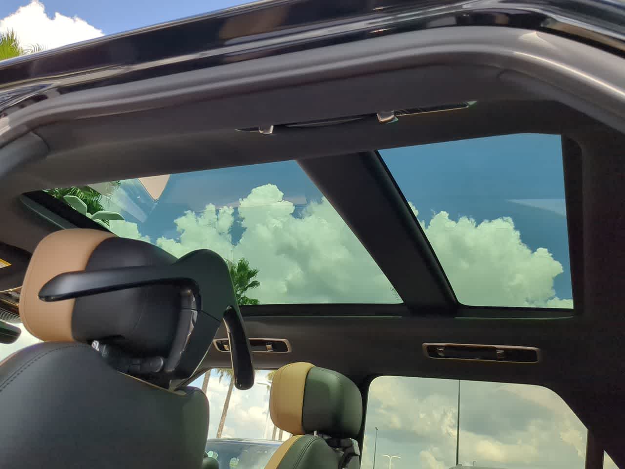 Thumbnail: 2025 Land Rover Range Rover Sport - 22