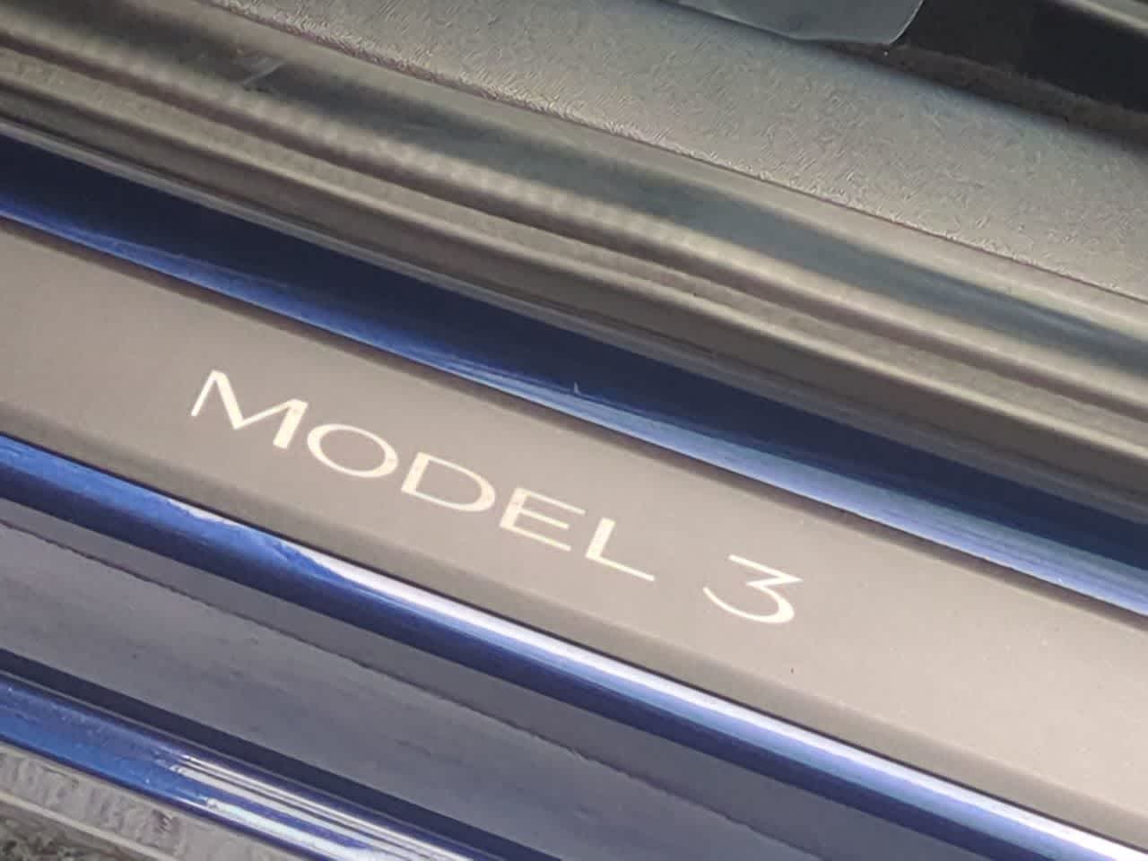 Thumbnail: 2021 Tesla Model 3 - 13