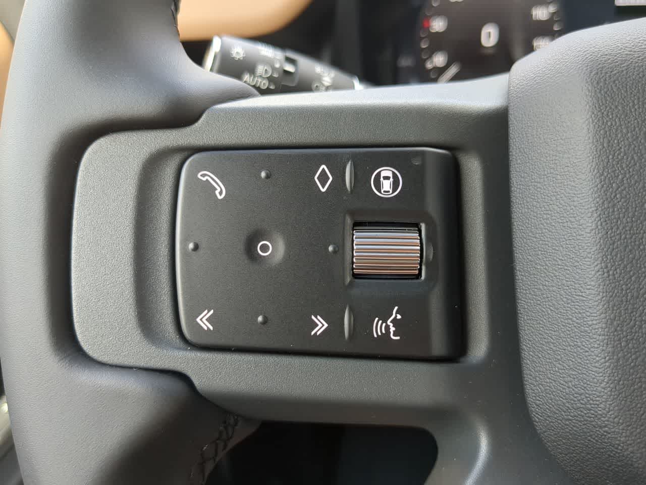 Thumbnail: 2026 Land Rover Defender - 26