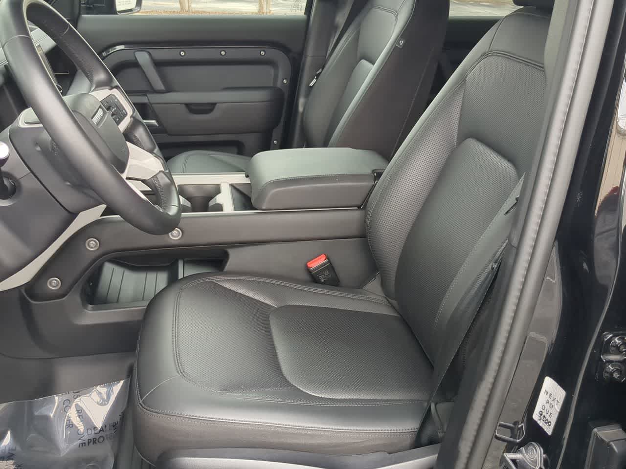 Thumbnail: 2025 Land Rover Defender - 16