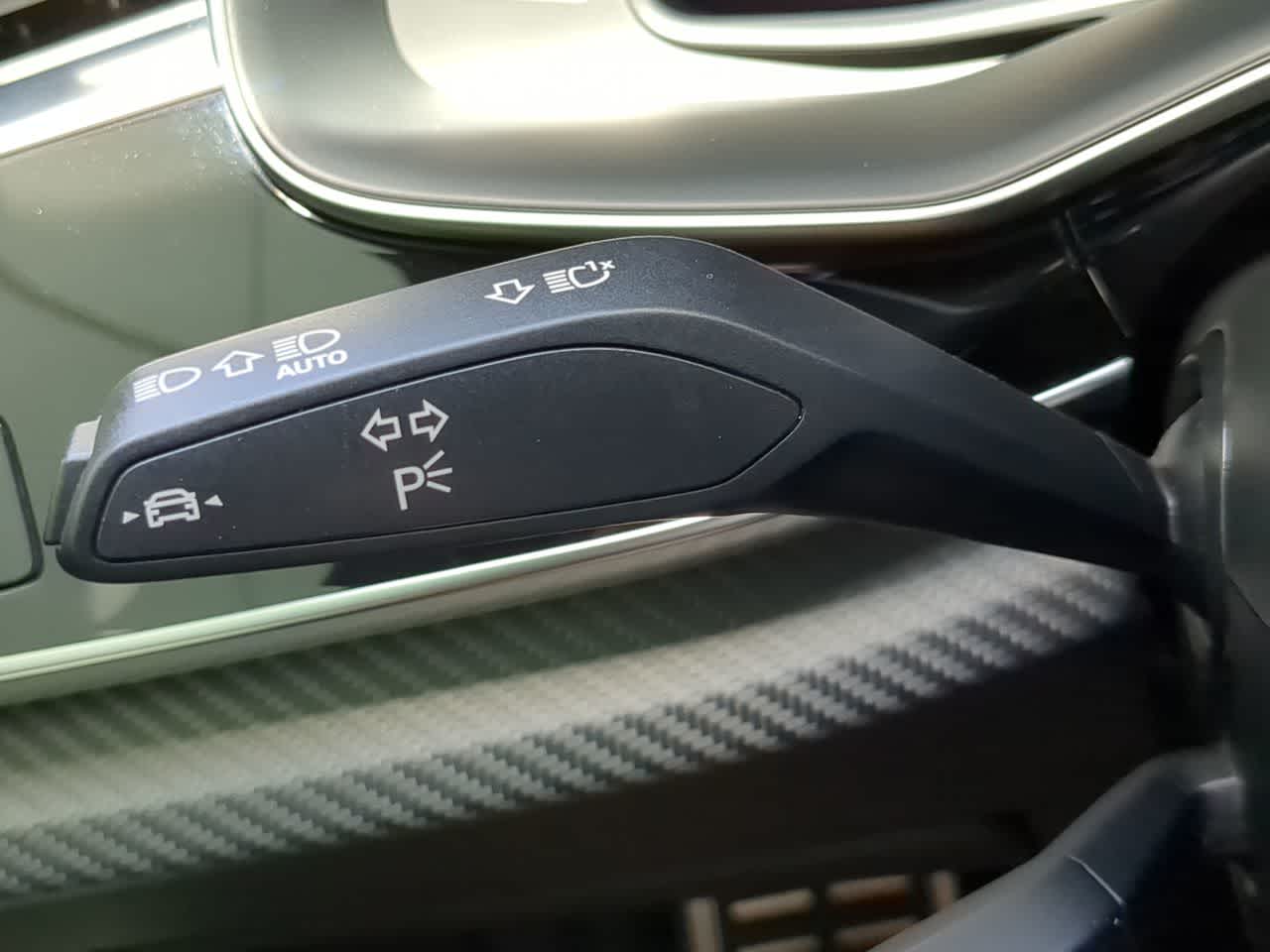 2024 Audi SQ8 Prestige 28