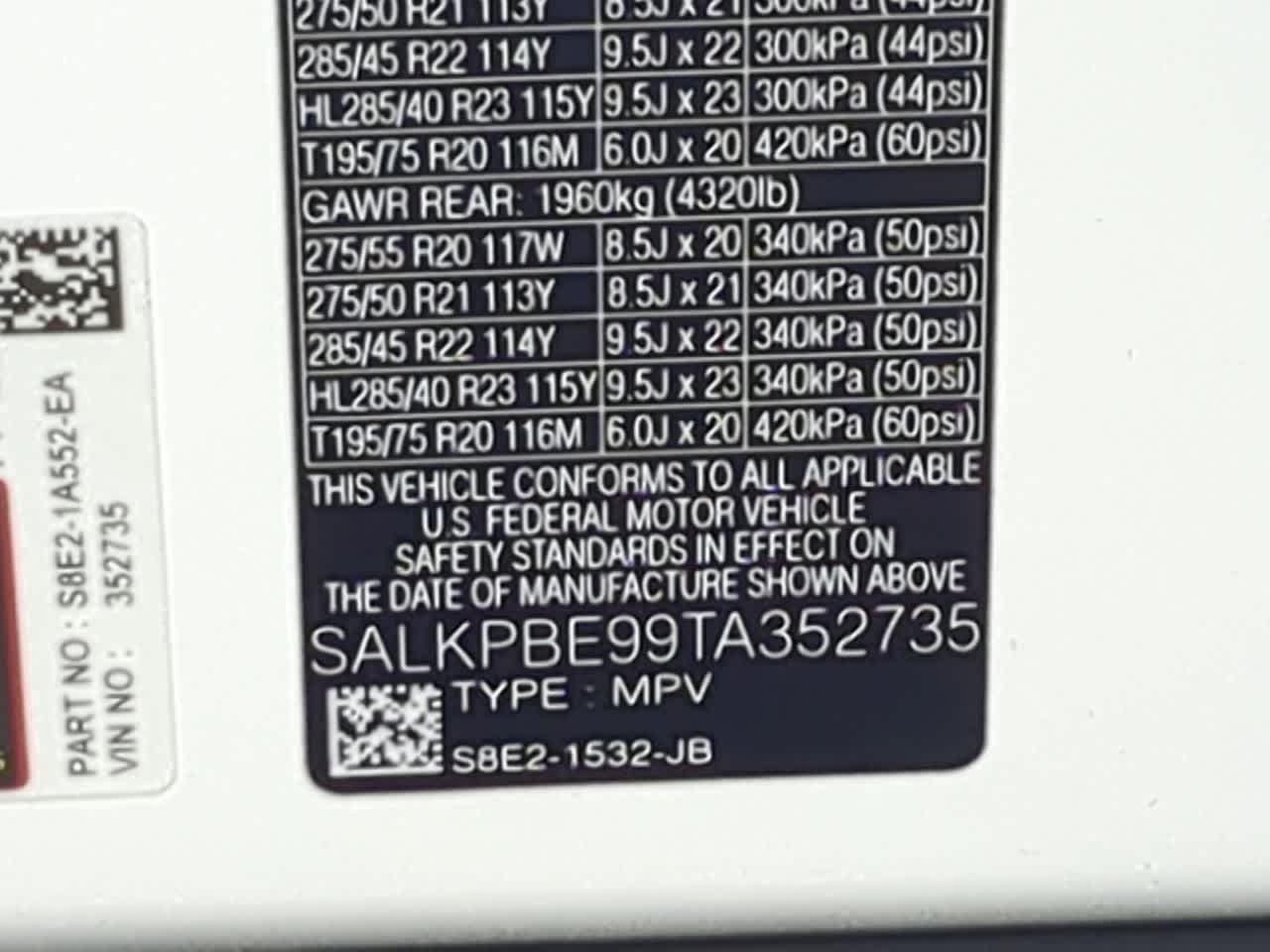 Thumbnail: 2026 Land Rover Range Rover - 39