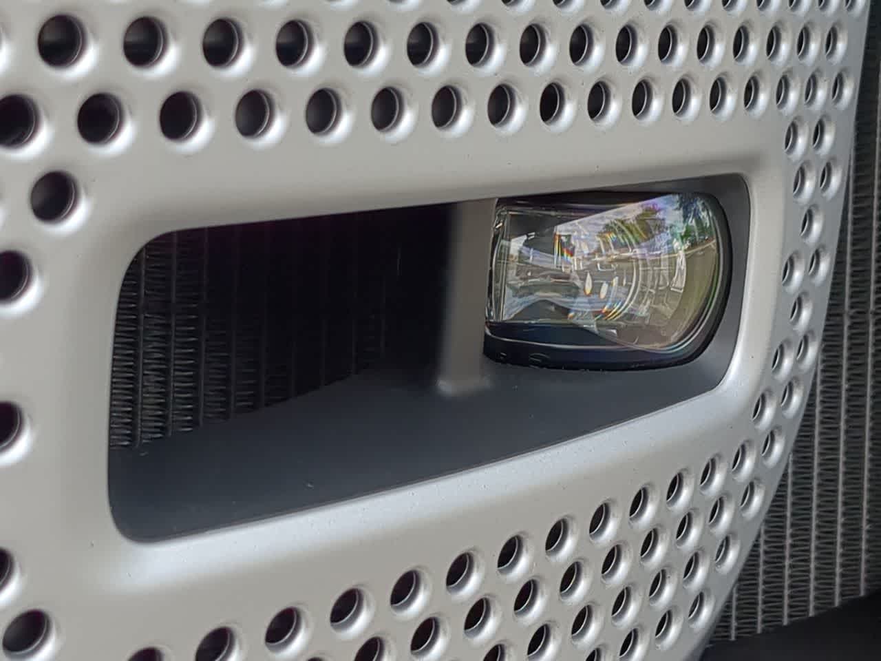 Thumbnail: 2025 Land Rover Defender - 11