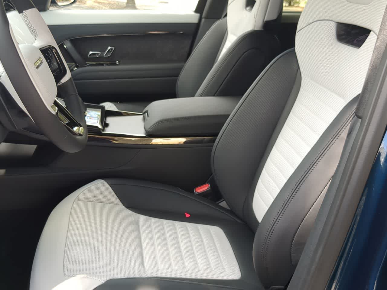Thumbnail: 2026 Land Rover Range Rover Sport - 16