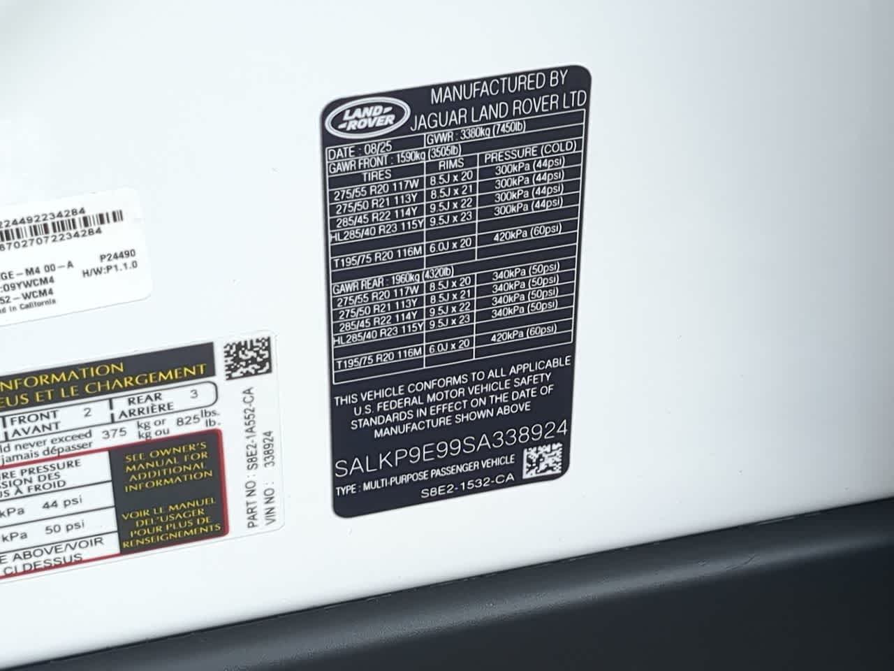 Thumbnail: 2025 Land Rover Range Rover - 38