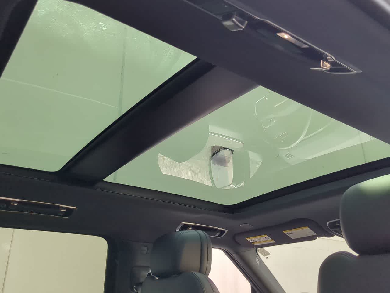 Thumbnail: 2025 Land Rover Range Rover Sport - 23