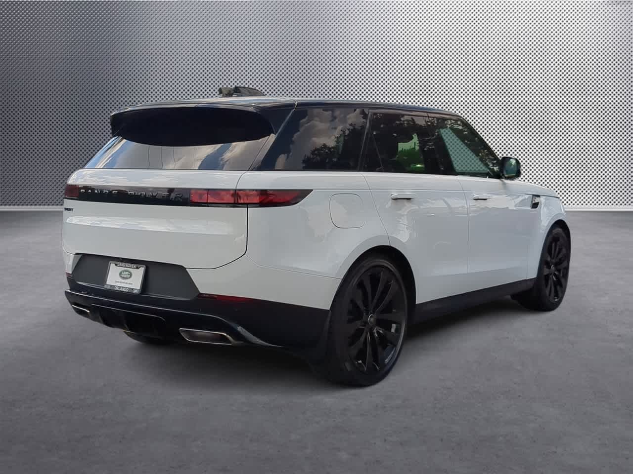 Thumbnail: 2025 Land Rover Range Rover Sport - 8