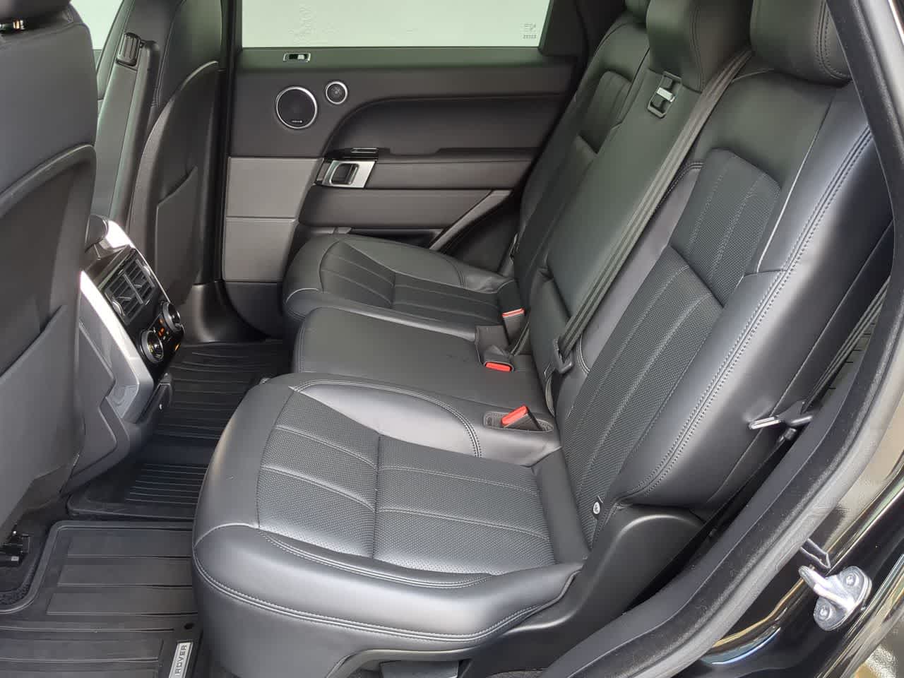 Thumbnail: 2022 Land Rover Range Rover Sport - 20