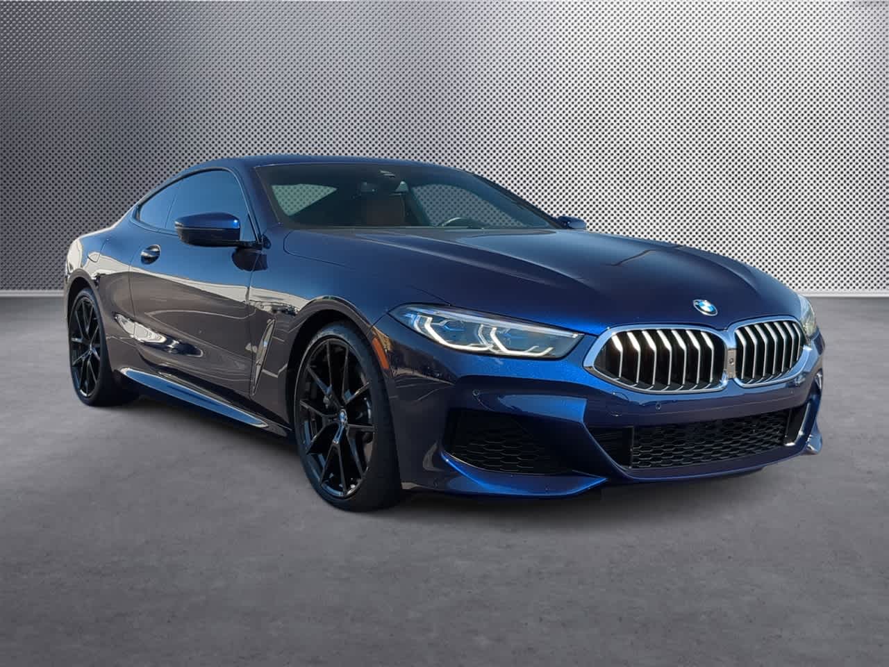 Thumbnail: 2022 BMW 8 Series - 2