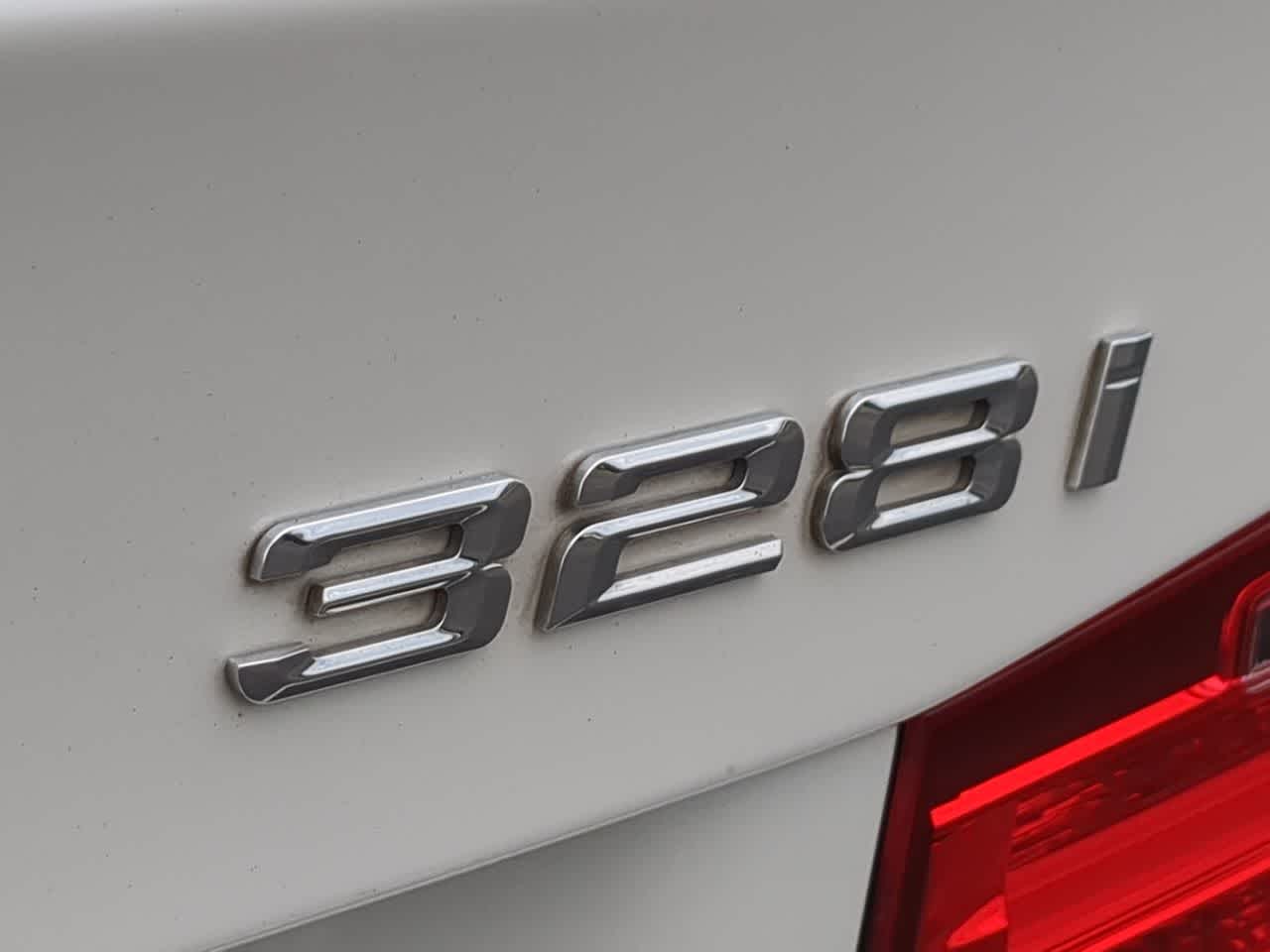 Thumbnail: 2015 BMW 3 Series - 13