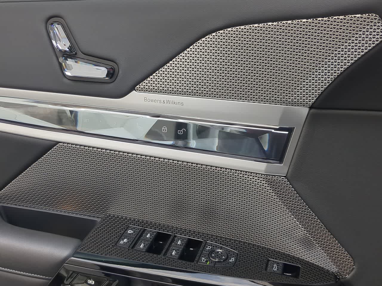 Thumbnail: 2023 BMW 7 Series - 33