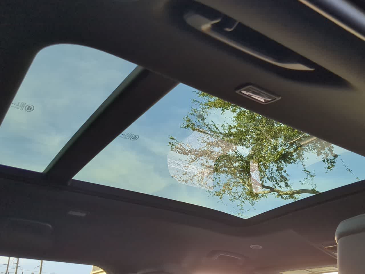 Thumbnail: 2024 Land Rover Defender - 23