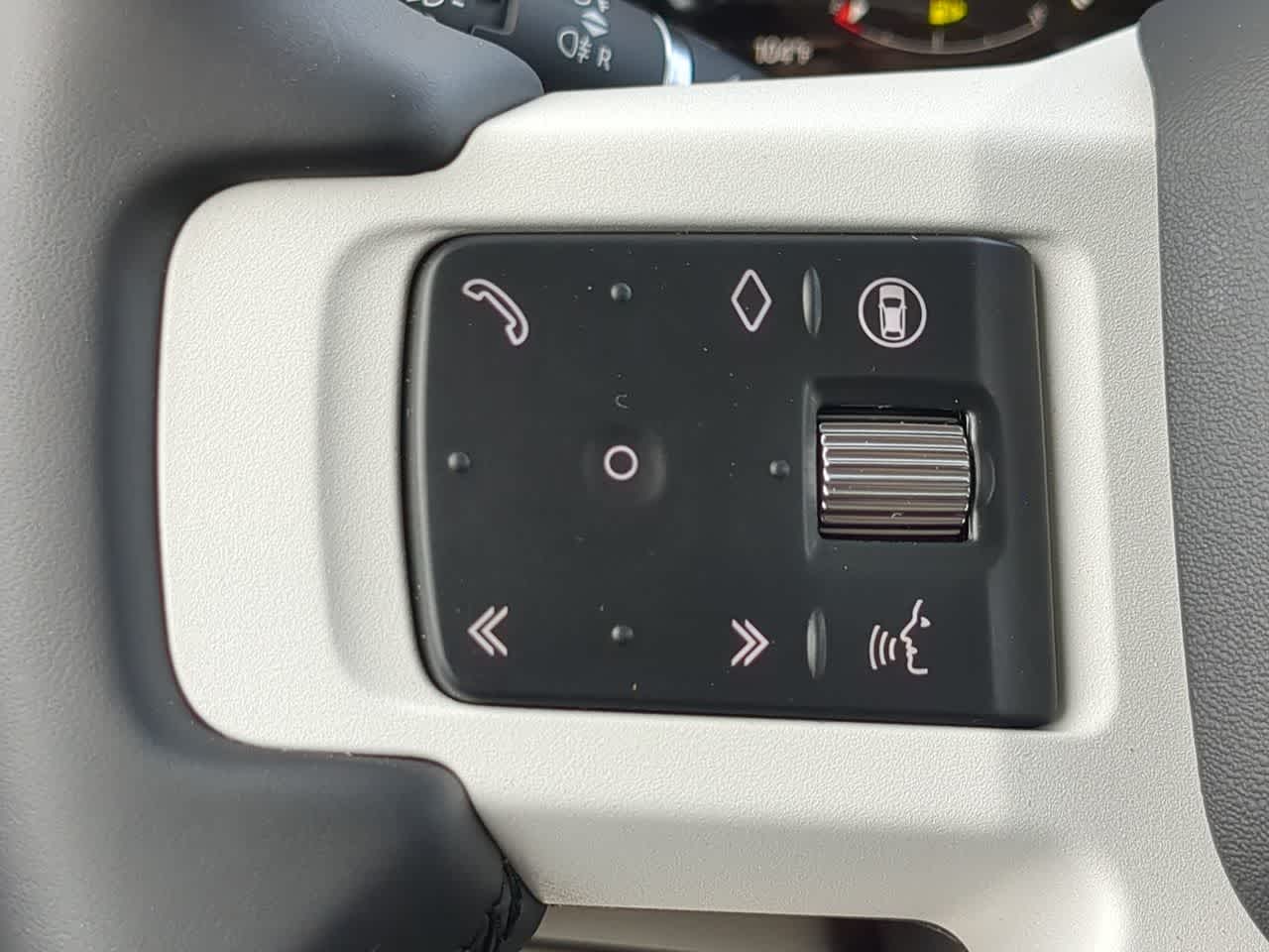 Thumbnail: 2025 Land Rover Defender - 26