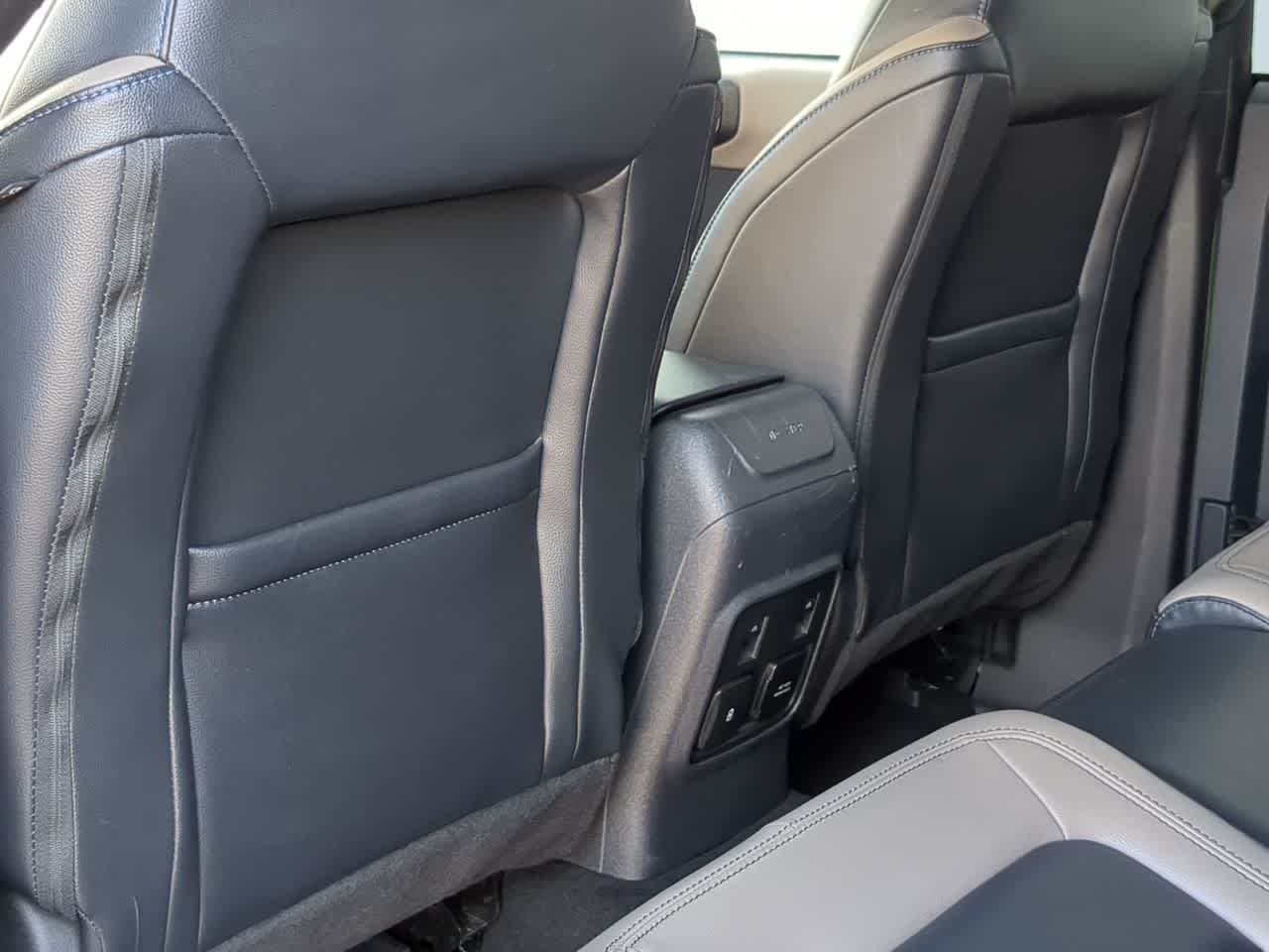 Thumbnail: 2023 Ford Bronco - 18