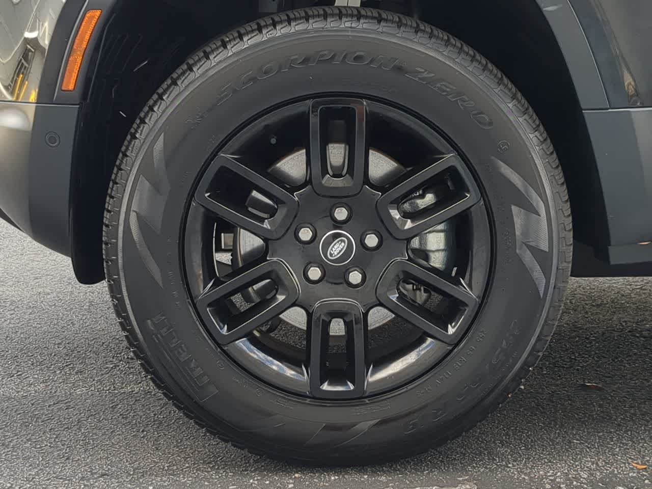 Thumbnail: 2025 Land Rover Defender - 14