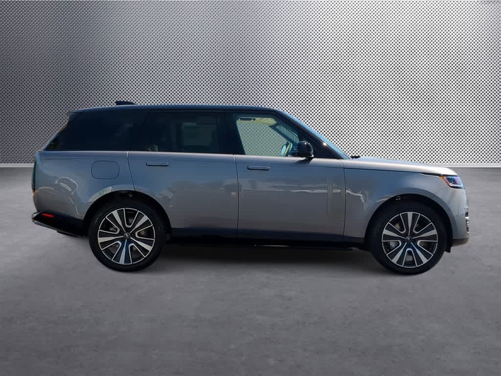 Thumbnail: 2025 Land Rover Range Rover - 9