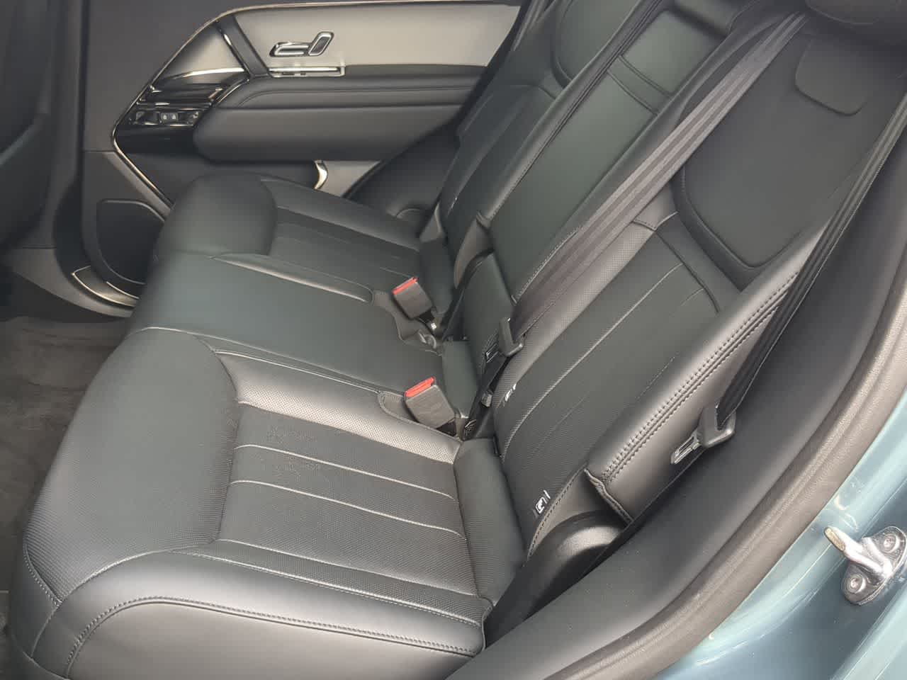 Thumbnail: 2025 Land Rover Range Rover Sport - 21