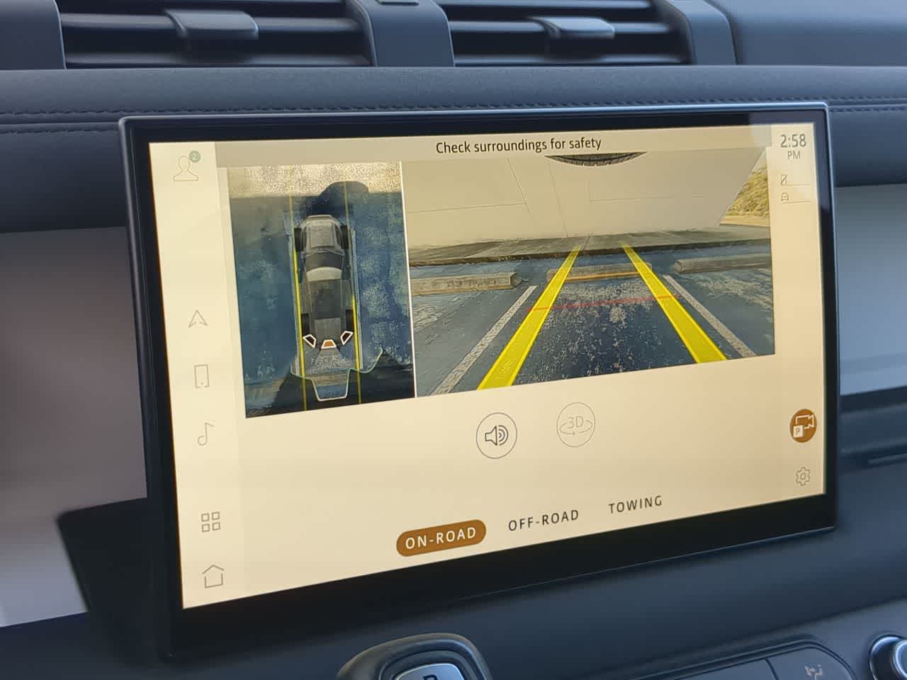 Thumbnail: 2022 Land Rover Defender - 32