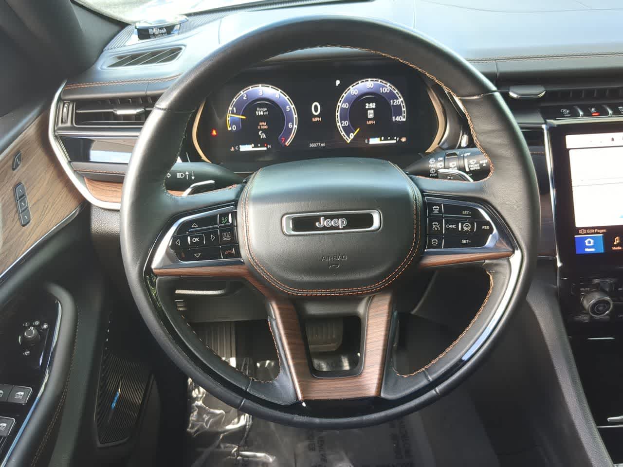 Thumbnail: 2023 Jeep Grand Cherokee - 24