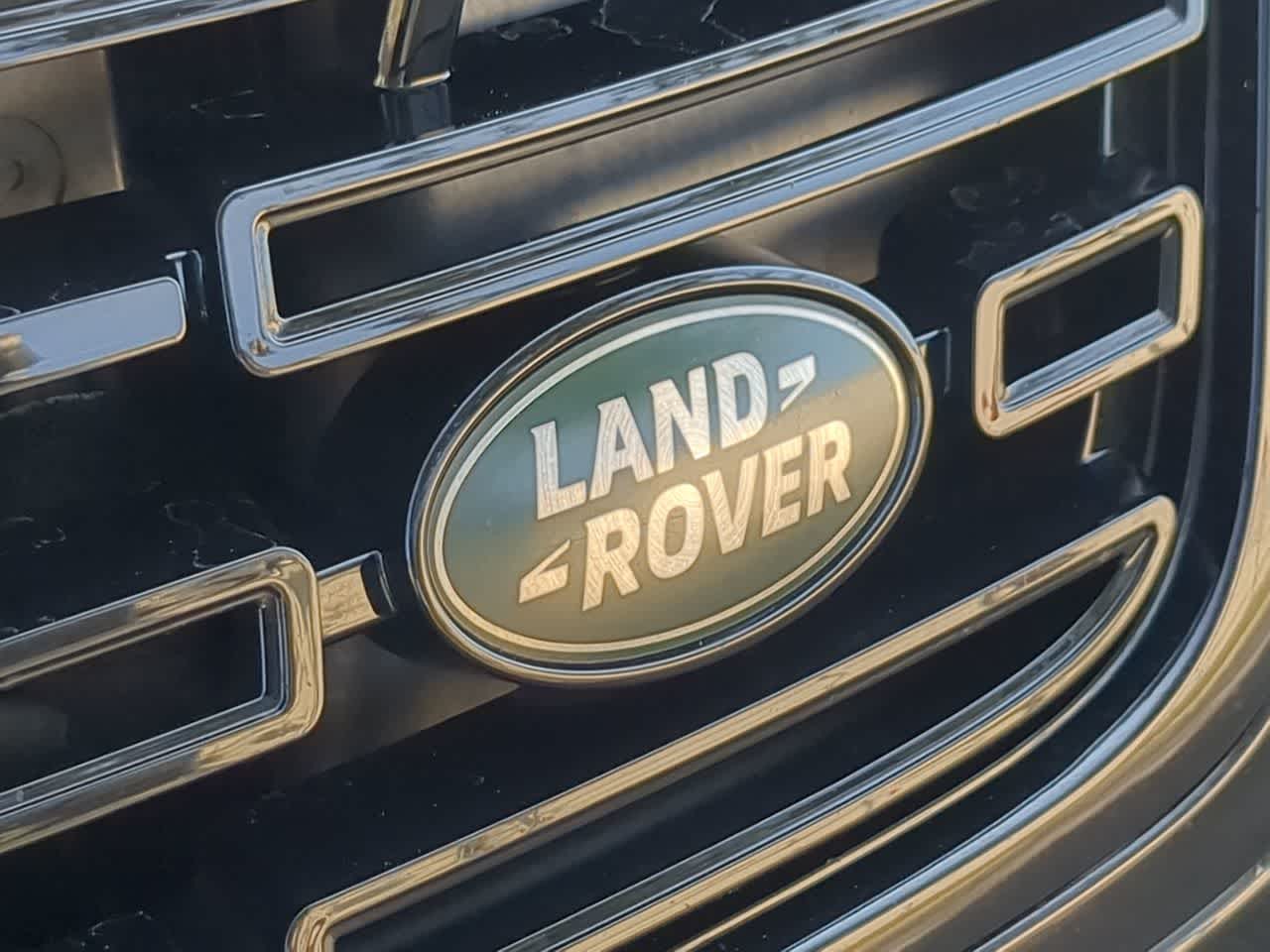 Thumbnail: 2025 Land Rover Range Rover Velar - 12