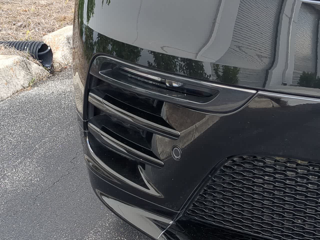 Thumbnail: 2025 Land Rover Range Rover Velar - 11